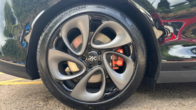 MG Im6 553kW Performance 100kWh 5dr AWD Auto Electric Estate